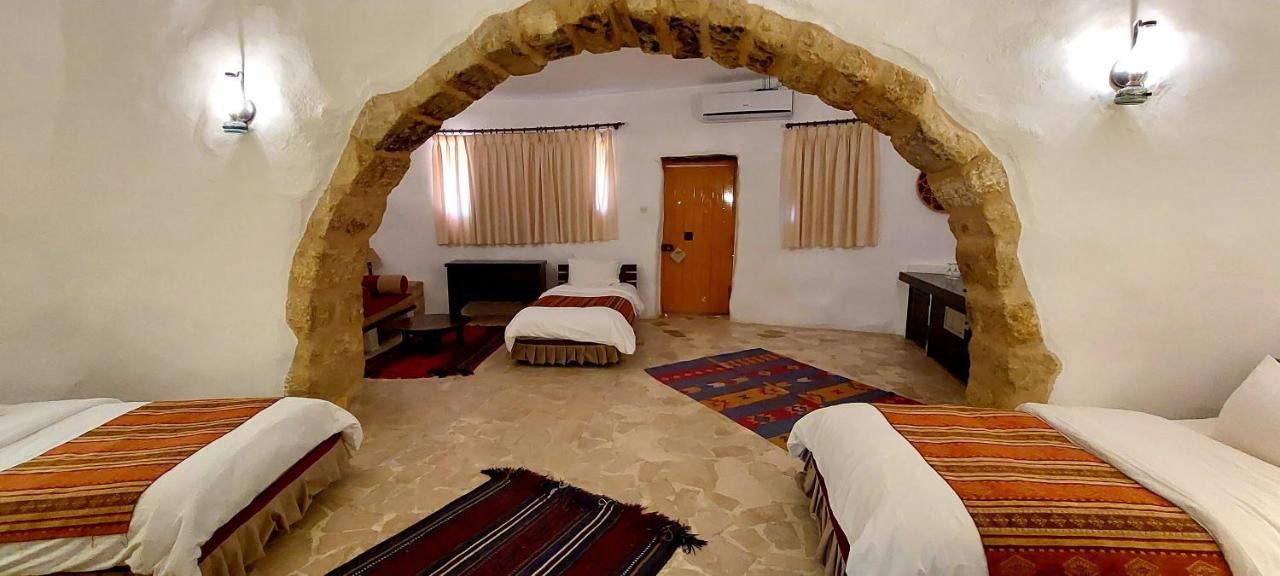 Hayat Zaman Hotel And Resort Petra Wadi Musa Extérieur photo
