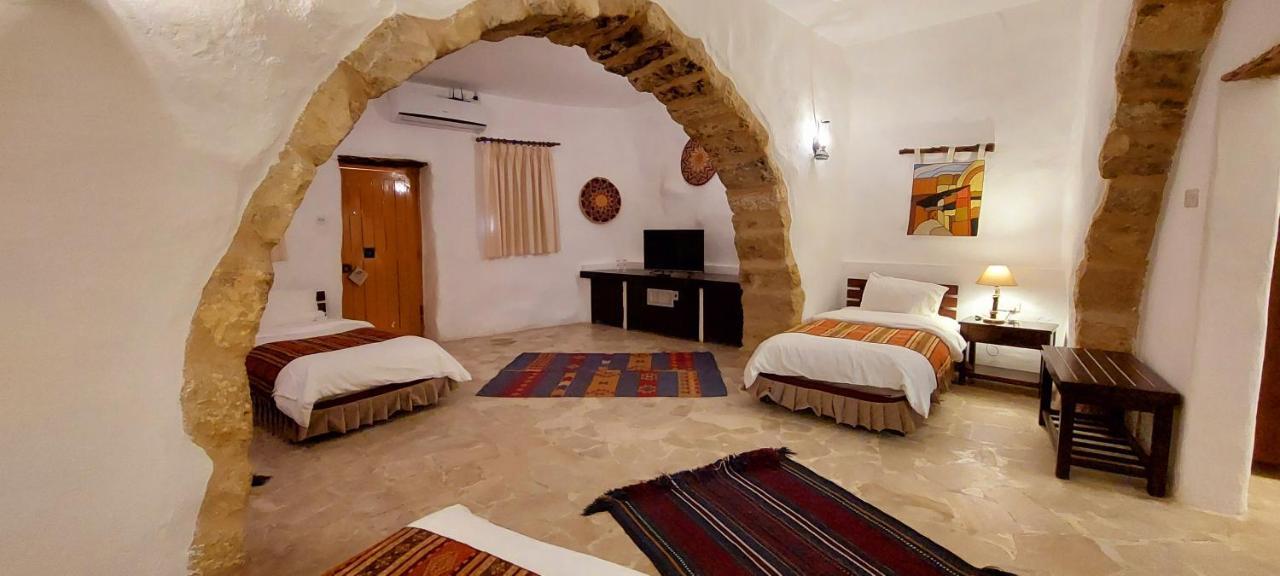 Hayat Zaman Hotel And Resort Petra Wadi Musa Extérieur photo