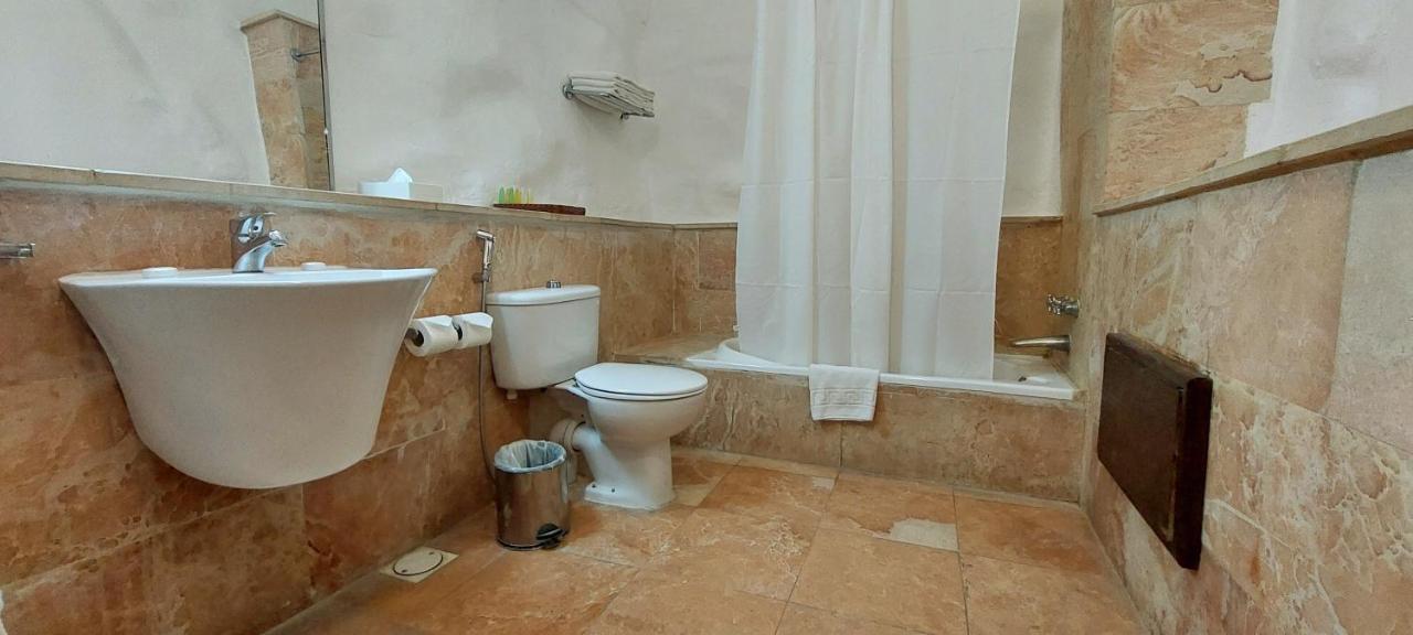 Hayat Zaman Hotel And Resort Petra Wadi Musa Extérieur photo